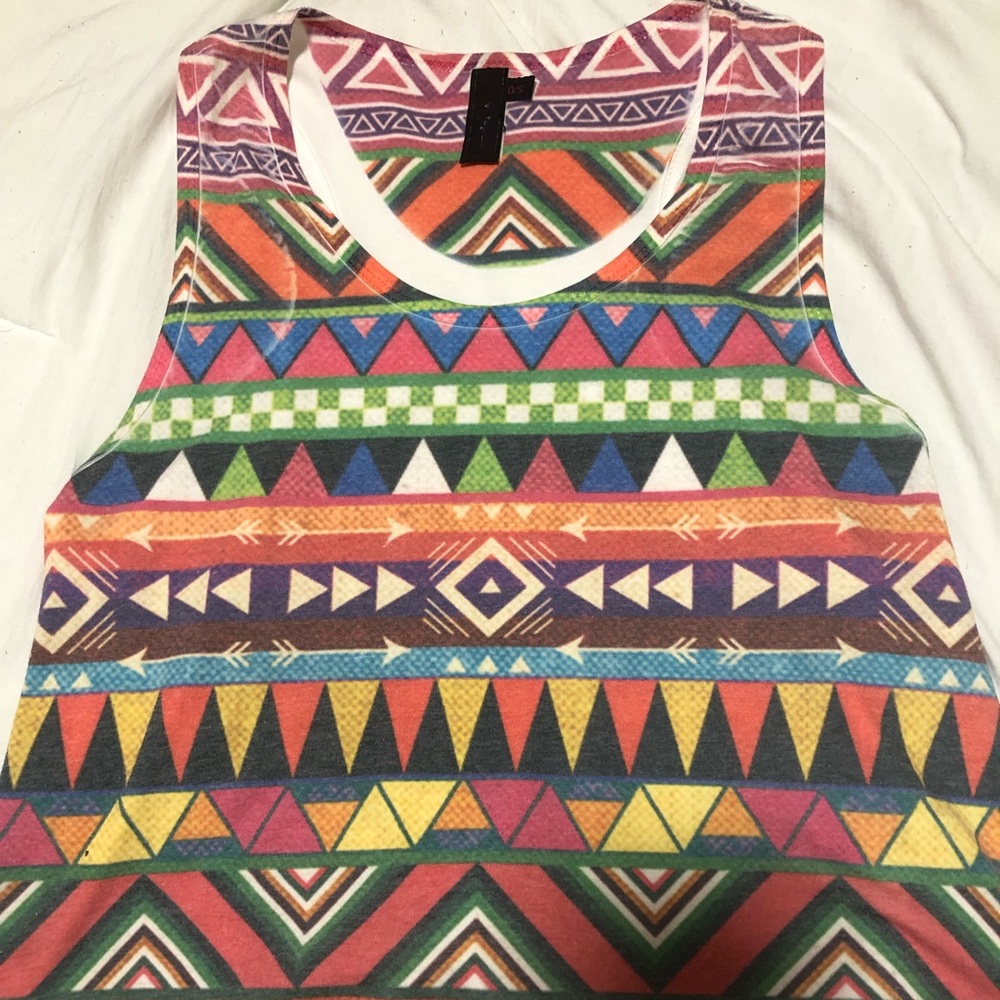 Local brand top size small perfect for the summer